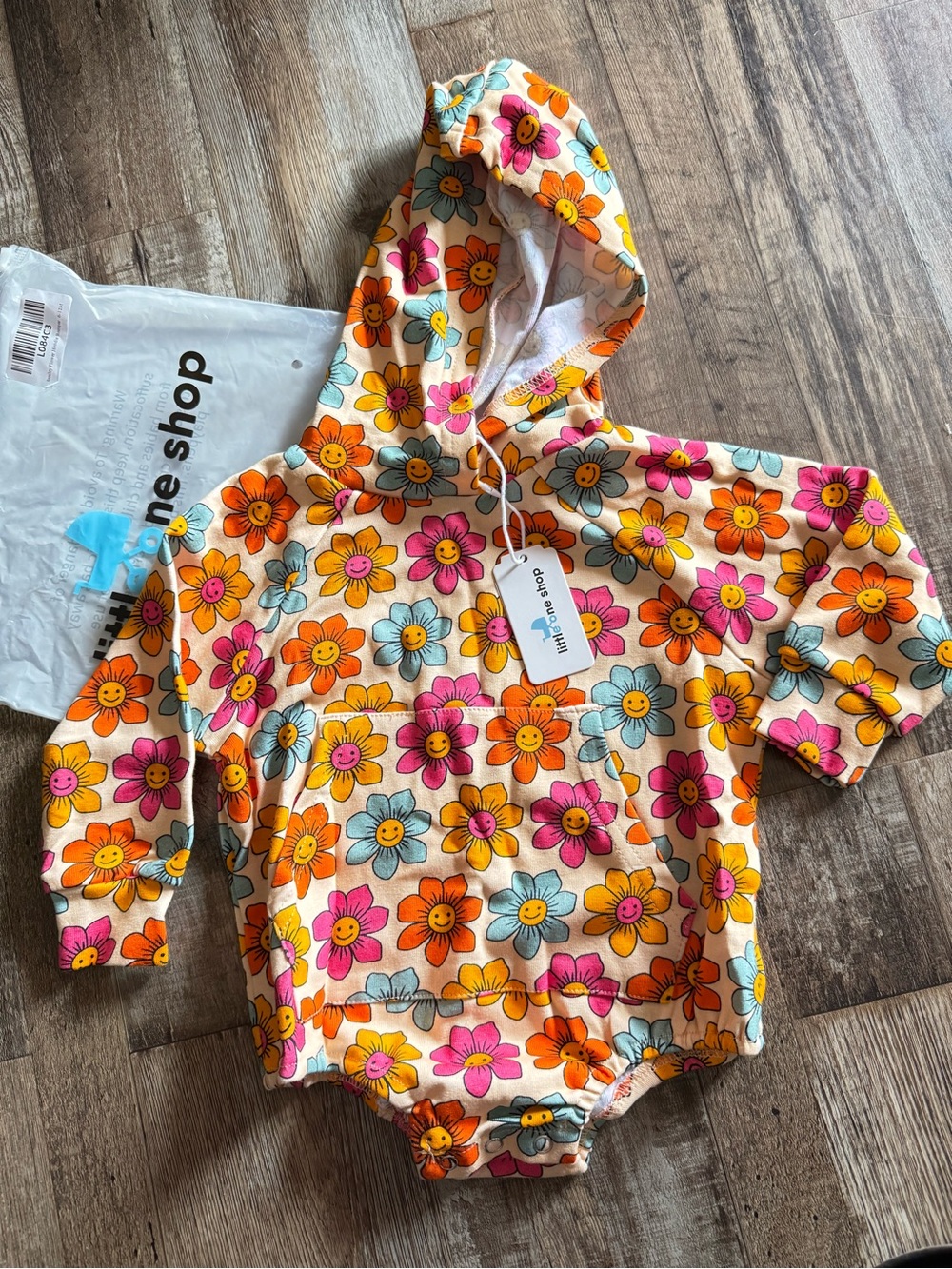 NWT Little One Shop Smiley Flower Hooded Baby Romper - 6/12